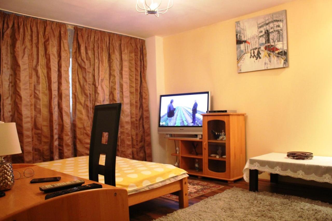 Vitan Modern Apartment, Sleeps 4 Bucureşti Exterior foto